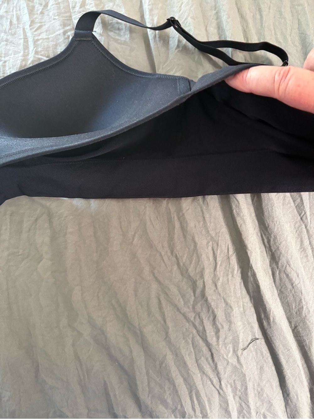 Underoutfit The Infinite Support Bra Black. Size XL. - Picture 12 of 15